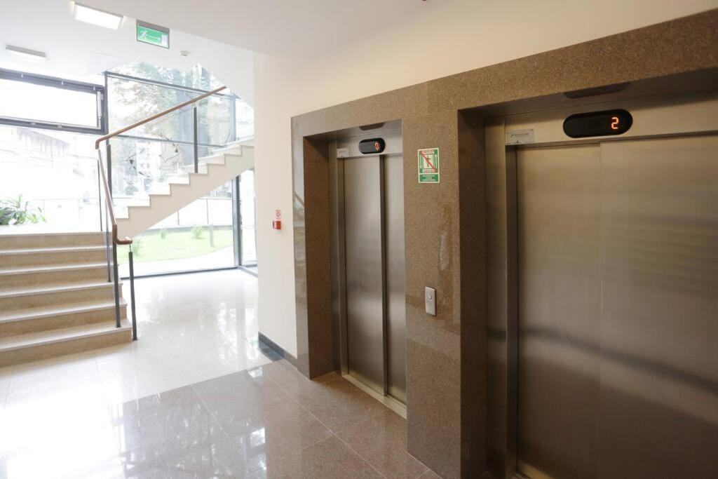 Ekskluzywny Apartament W Centrum Z Balkonem I Parkingiem Cracovia Exterior foto